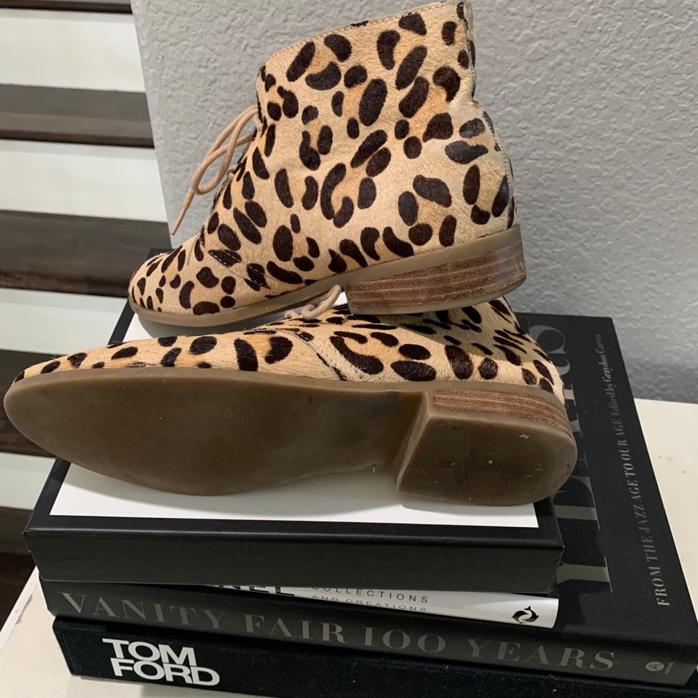 Cowhide lace up boots